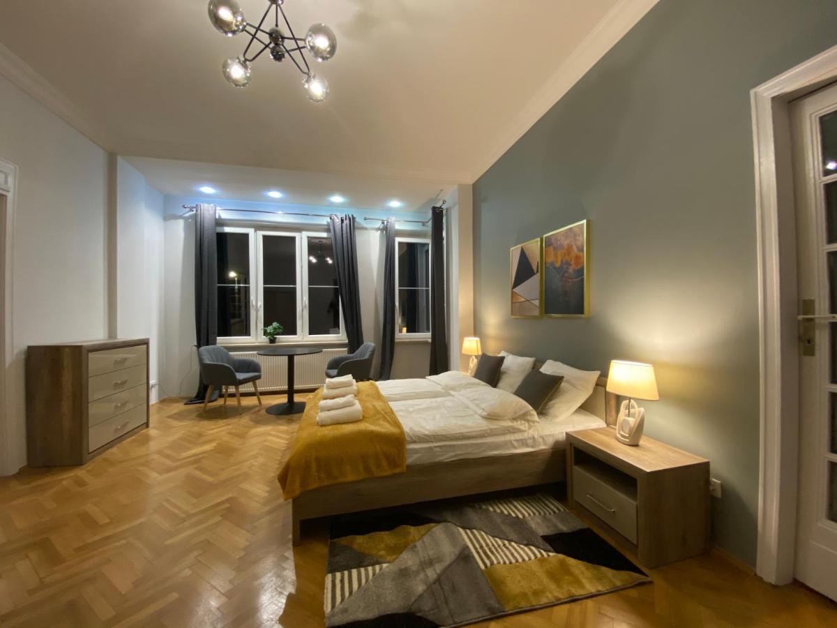 Dunin Majestic Residence 4 Cracovie Extérieur photo